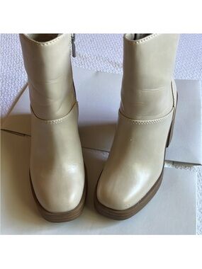 Steve Madden Cream Platform Ankle Boots